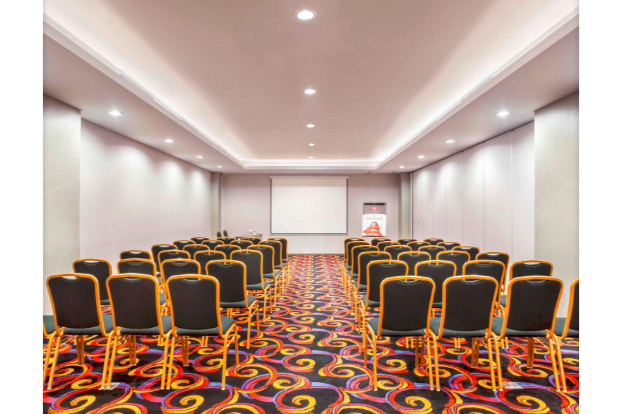 Ibis Pontianak City Center Eksteriør bilde