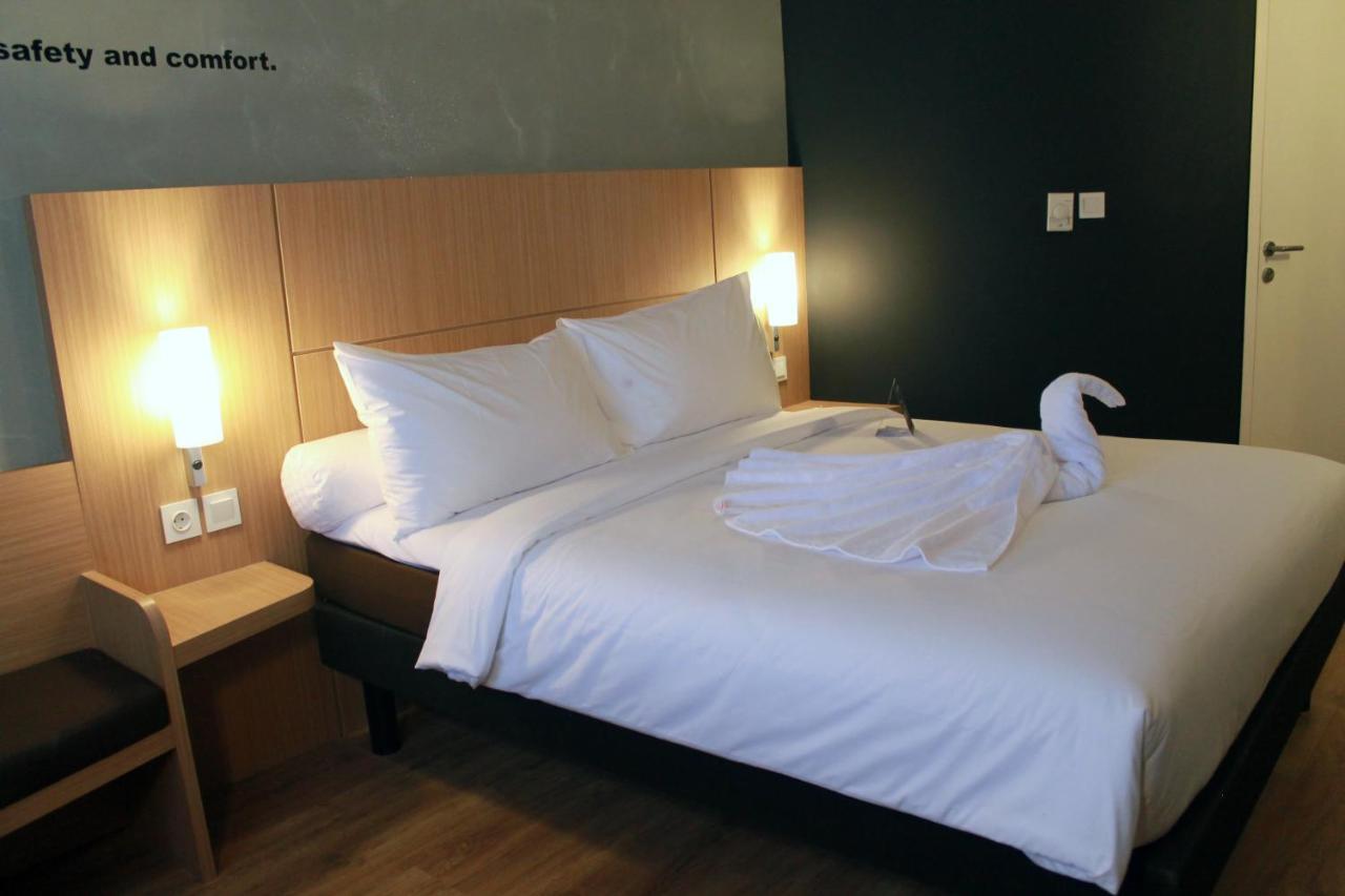 Ibis Pontianak City Center Eksteriør bilde