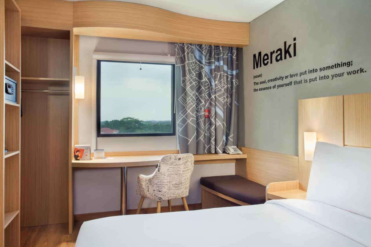 Ibis Pontianak City Center Eksteriør bilde