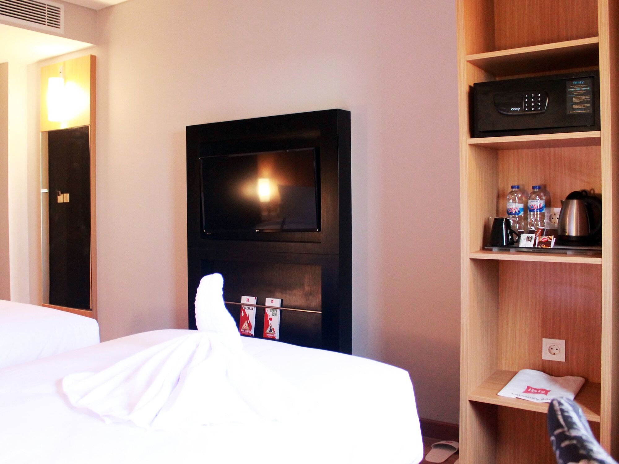 Ibis Pontianak City Center Eksteriør bilde