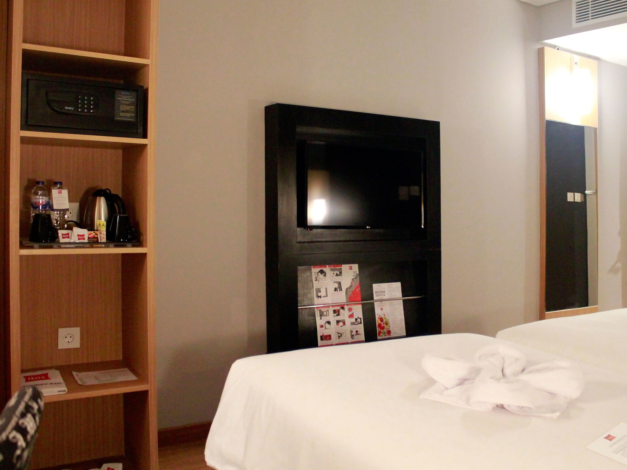 Ibis Pontianak City Center Eksteriør bilde